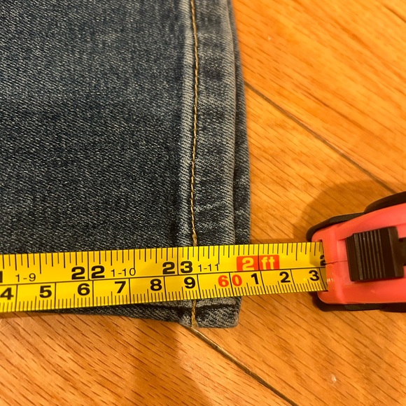 Loft Kick Crop Jean - Picture 7 of 9